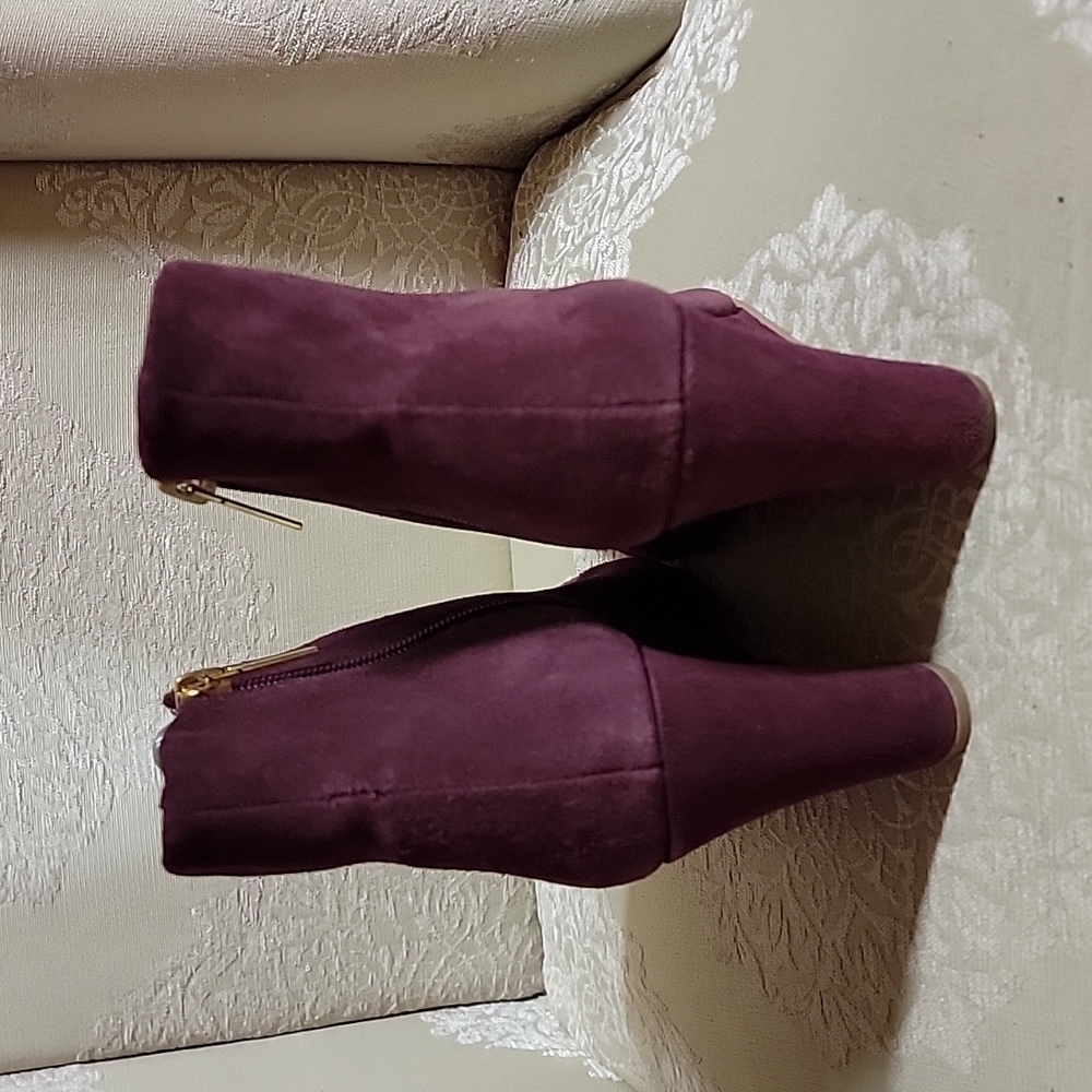 Woman's boots - Picture 4 of 5